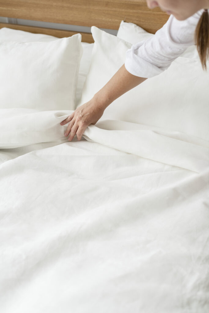 Essential Bedroom Items for a Comfortable and Stylish Space