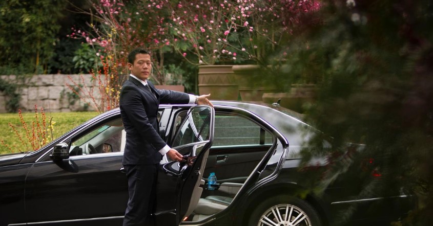 Manchester Minibus Taxi: Reliable Group Transportation Solut