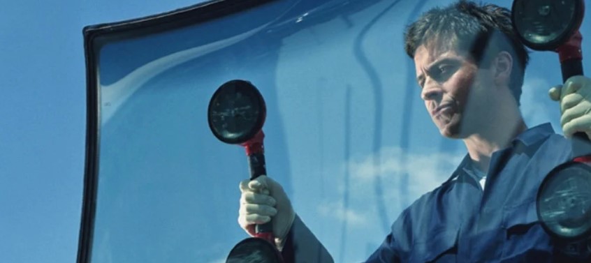 Speedy Glass Toronto: Your Go-To Solution for Auto Glass Rep