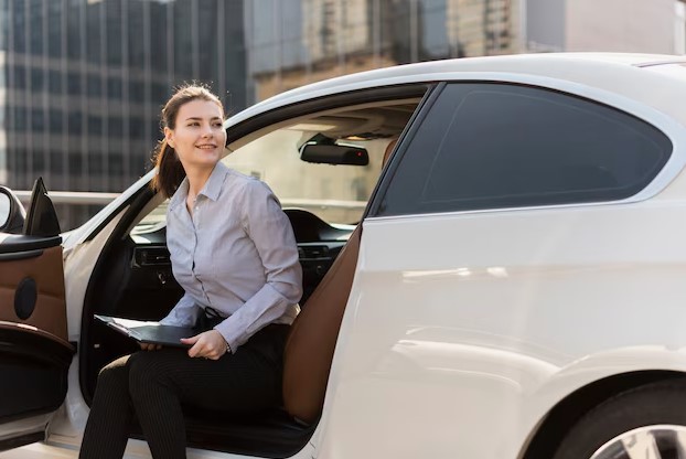 Taxi Oxford to Heathrow: Your Premier Chauffeur Service