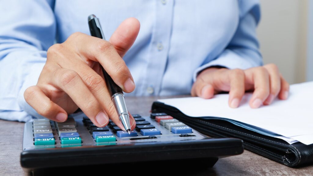 Payroll Outsourcing in Dubai: A Comprehensive Guide