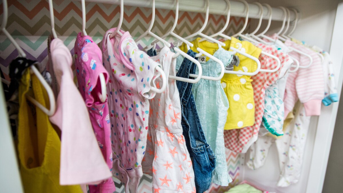 Building Baby’s Wardrobe on a Budget: What to Buy Secondhand and New