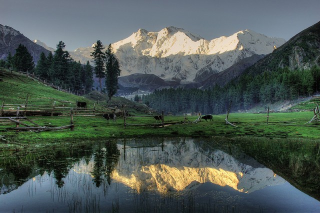 Hunza Adventure Tours – Explore the Majestic Hunza Valley with AdventureRtreks.pk