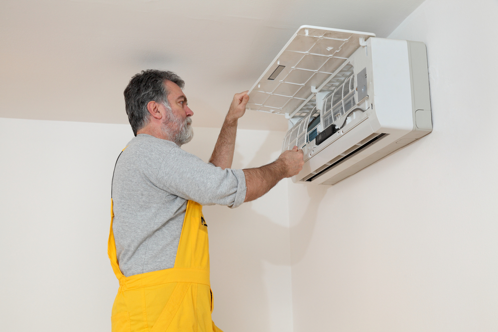 split system AC cleaning