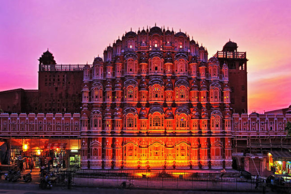 Udaipur to Jaipur Cab