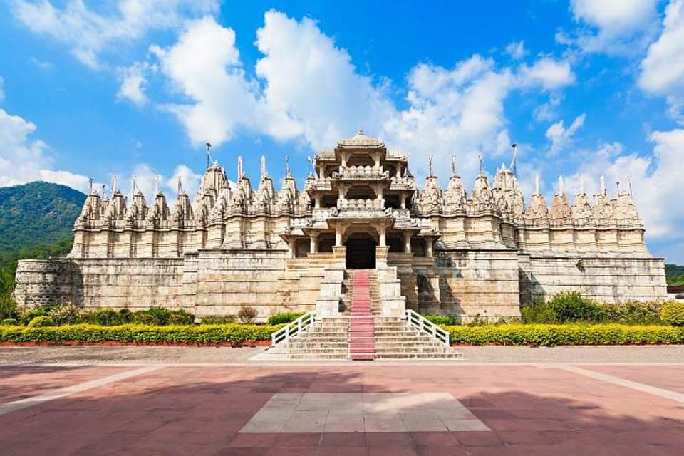 Udaipur to Nathdwara Taxi