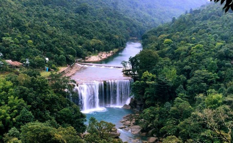 Explore Meghalaya: A Guide to Meghalaya Tour Package