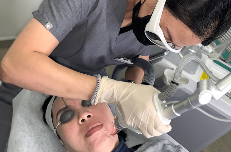How to Choose the Right Fractional CO2 Laser Treatment Based
