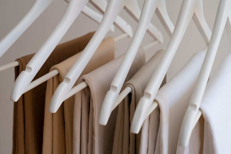Why You Should Invest in Velvet Hangers for a Luxurious Clos