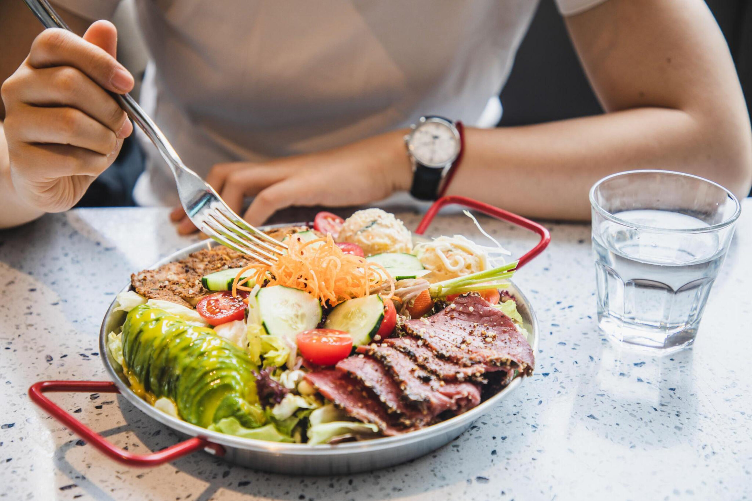 Menopause Weight Gain: 8 Natural Solutions Backed by Science