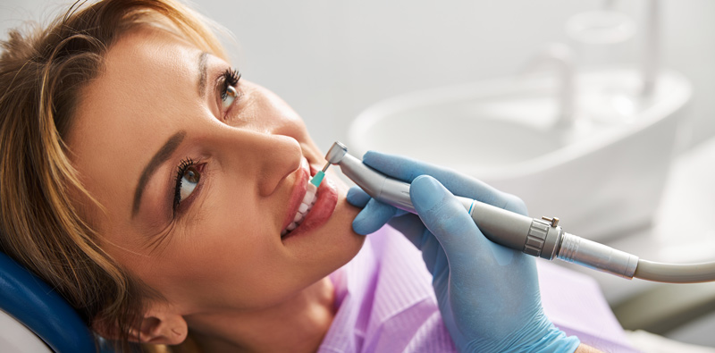 How a Dental Hygienist Can Help Keep Your Smile Bright