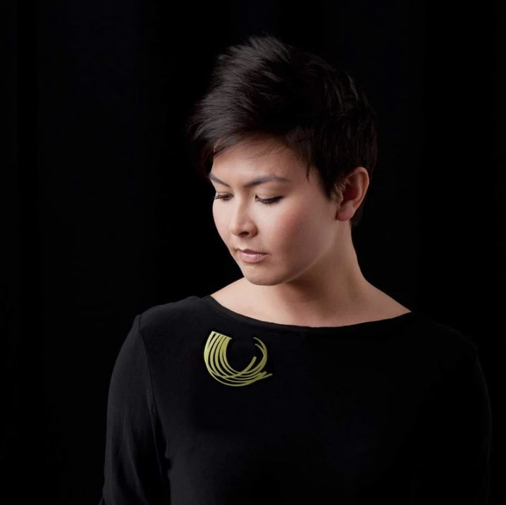 The Ultimate Guide to Women’s Brooches in Australia