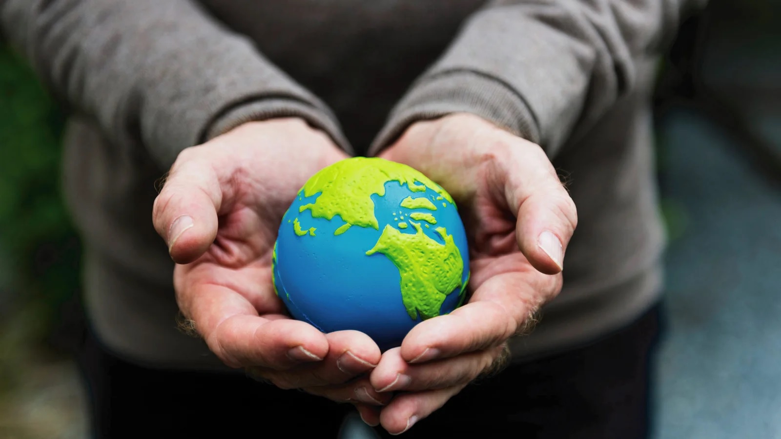 How Green Hydrogen Can Drive a Low-Carbon EconomyFuture