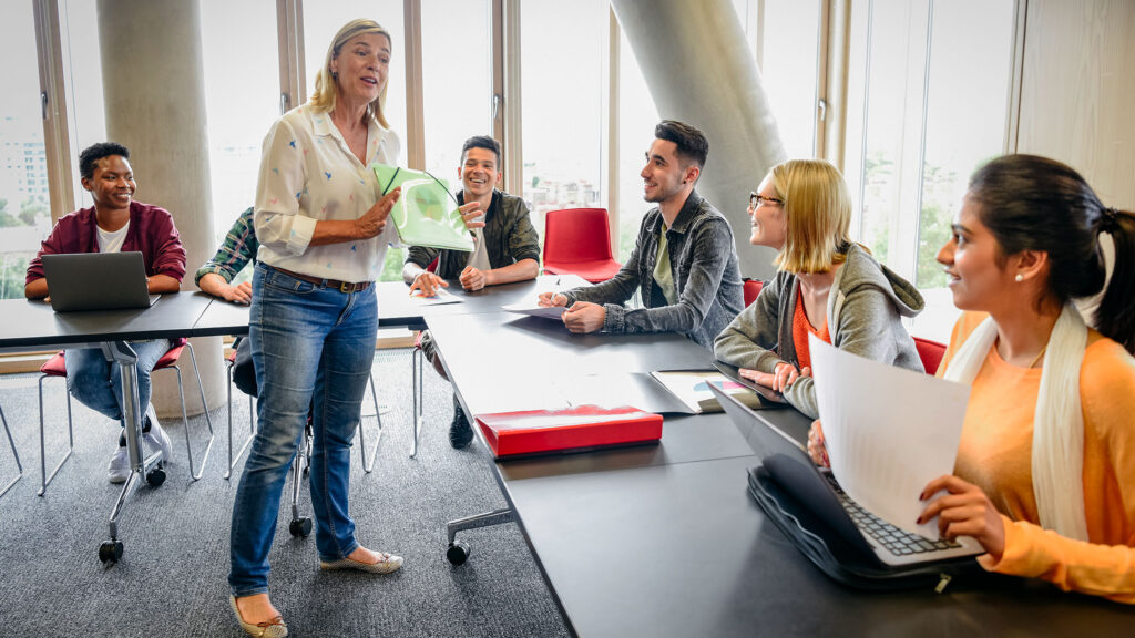 The Ultimate Guide to Corporate Training: Boosting Employee