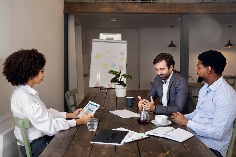 Top Benefits of Outsourcing Financial Management Services in