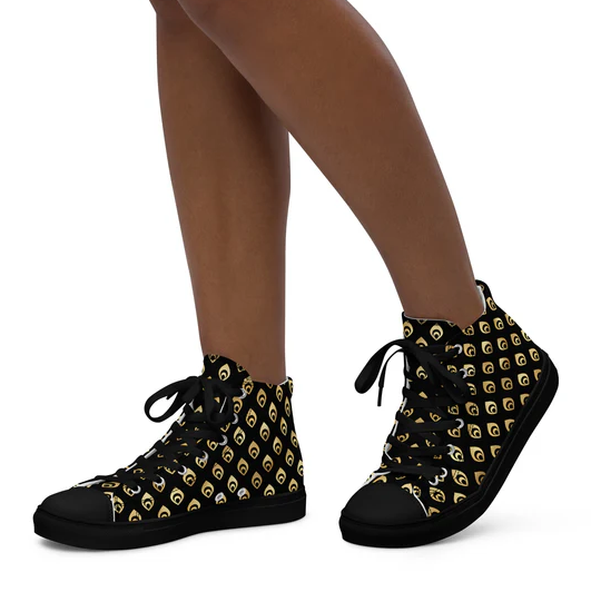 Trendy and Comfortable: Why Women’s High-Top Sneakers are a Must-Have This Season