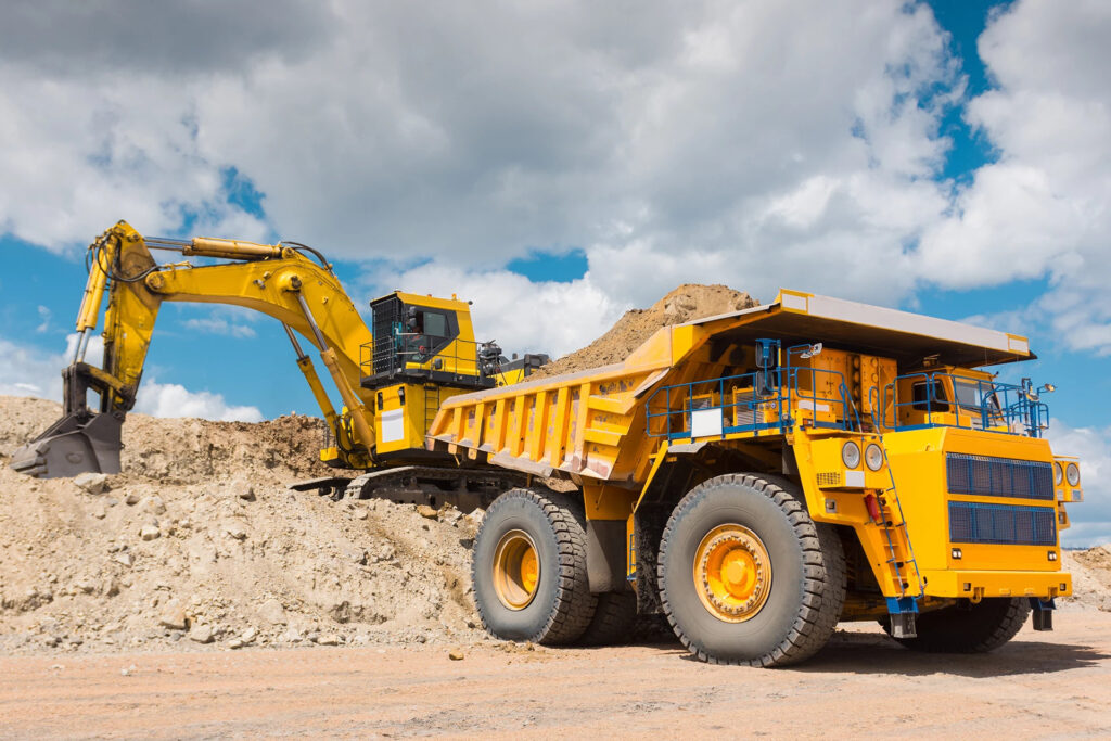 Explore Machinery-Net Inventory of New and Used Excavators