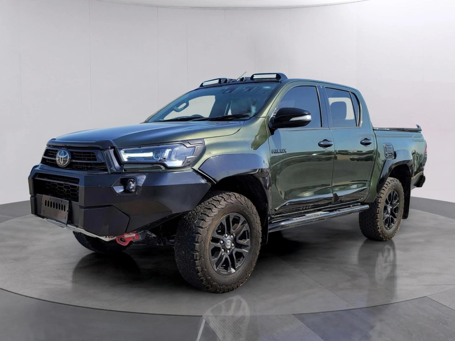Affordable Toyota Hilux for Sale in UAE – Financing Available at Zaman