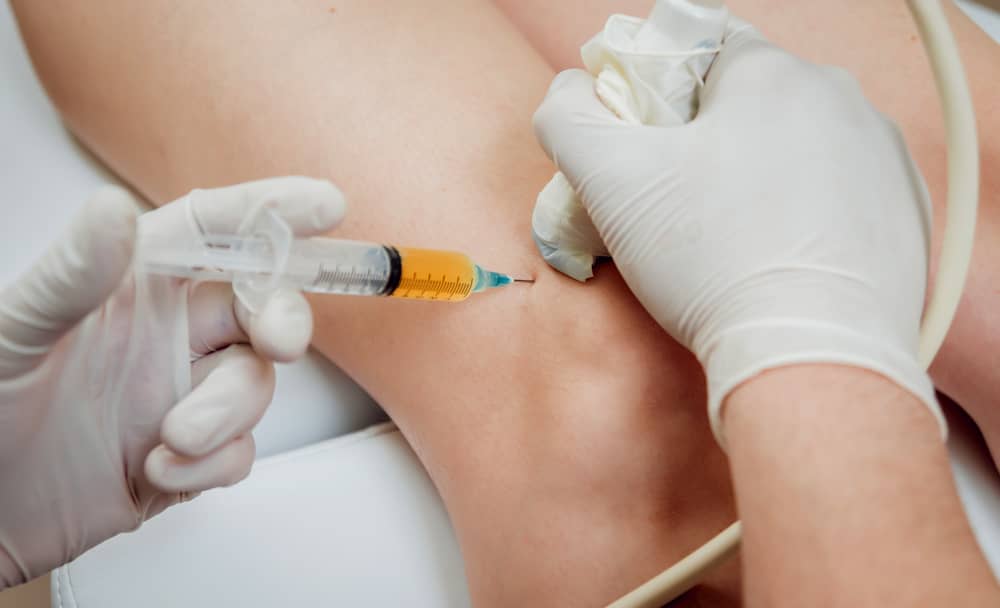 How Do Knee Pain Specialists Tailor Treatments to Your Needs