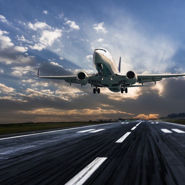 Sun Country DFW Terminal +1-888-839-0502