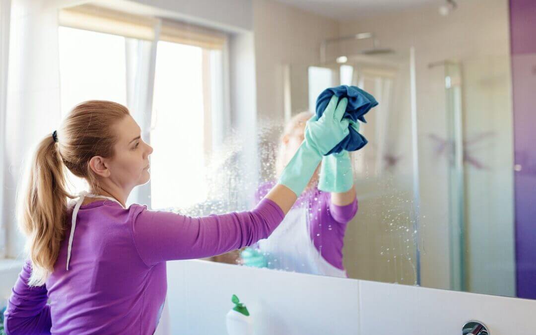 Expert Tips on How to Keep Your Mirrors Looking Their Best