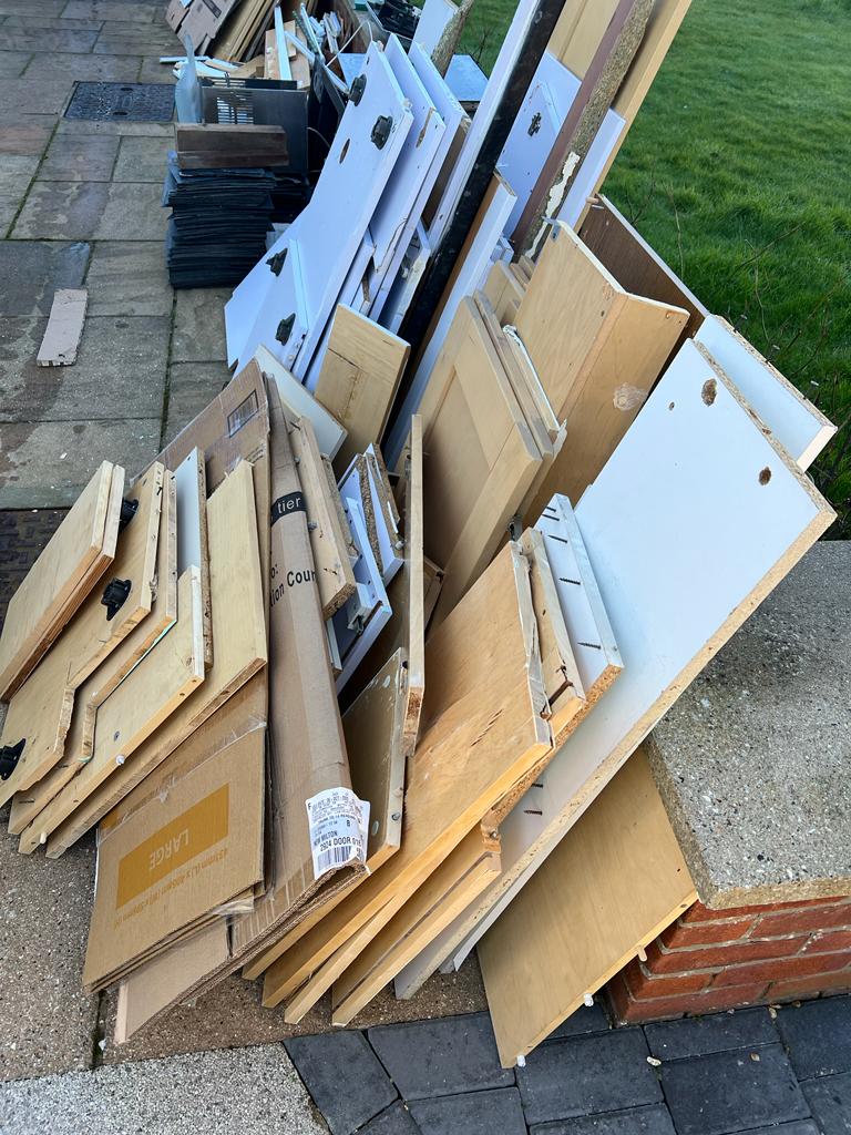 Affordable House Clearance Ferndown by Local Specialists for a Stress Free Clear Out
