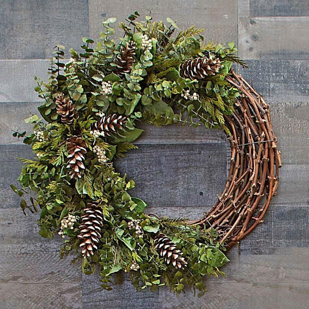 Fresh and Festive: How to Create a Live Winter Wreath