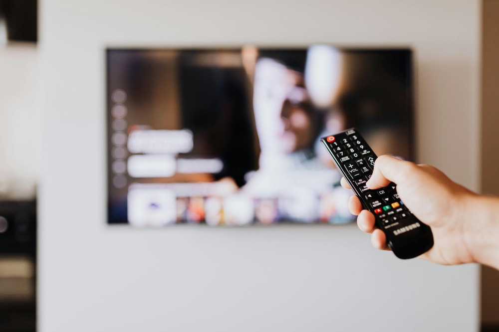 The Power of Bundling Get the Best TV, Internet, and Phone