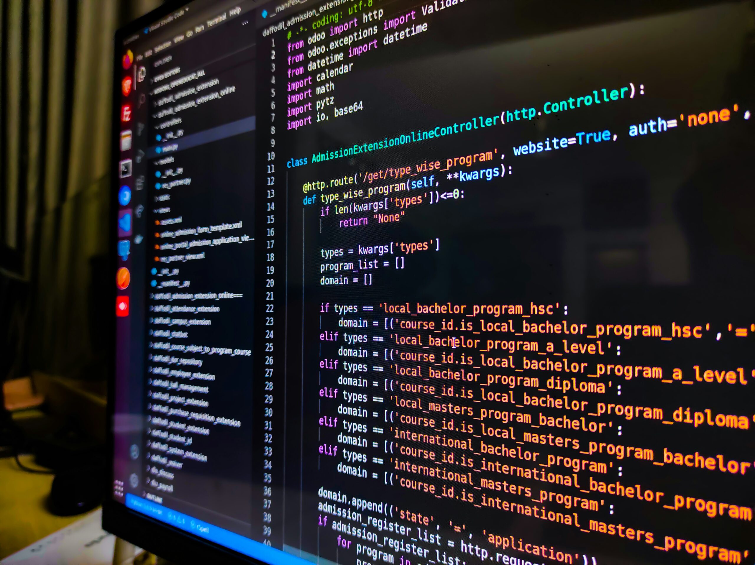 Maximizing ROI: How to Identify Website Development Services