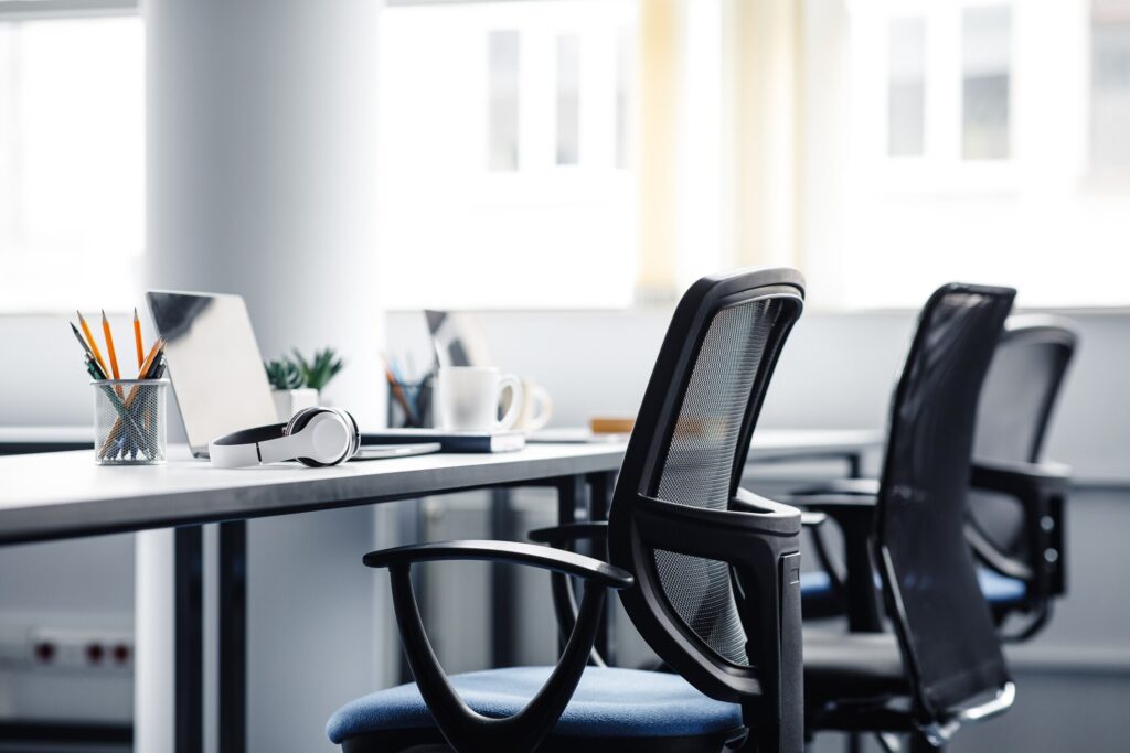 Why Shopping at an Online Electronics Store is More Convenie