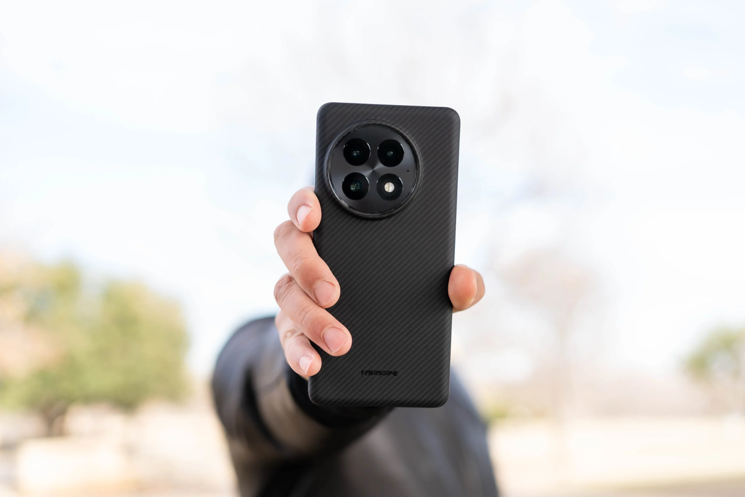 Is a Minimalist Phone Case the Right Choice for a Sleek Life